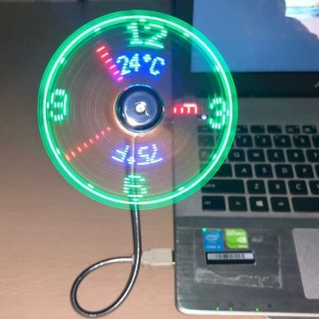 Cool New USB Clock Fan with Real Time Clock and Temperature Display for Laptop/PC - Dropshipping