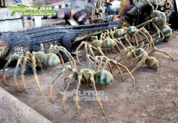High Simulation Mechinical Insect Model Spider With Hair