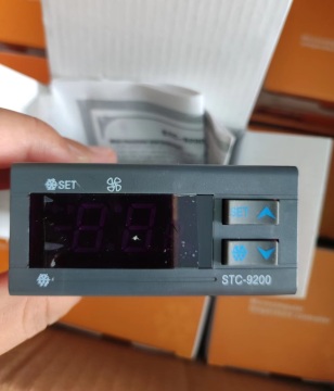 SHINGCHEM Digital Temperature Controller Thermostat for HVAC Manufacturers