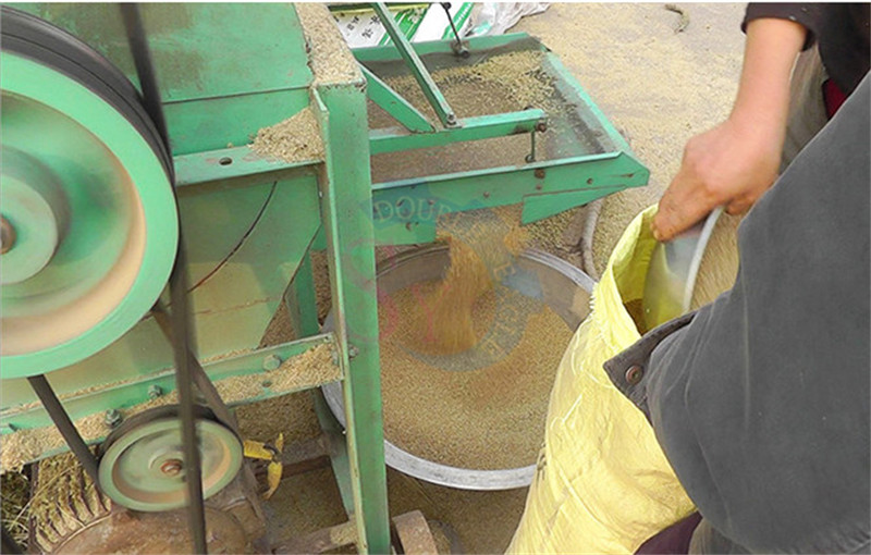 1000kg/h High efficiency diesel driven millet shelling machine/multi purpose sorghum thresher/broomcorn shell threshing machine