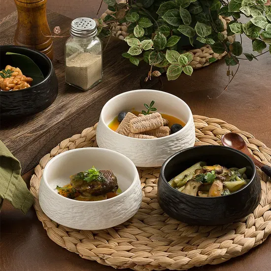 Elegant Japanese Underglaze Ceramic Bowl for Rice and Desserts