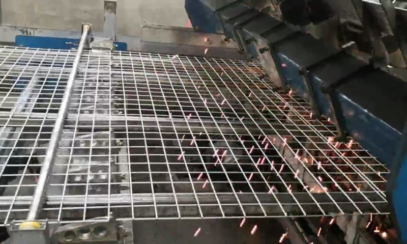 Welded wire mesh panel