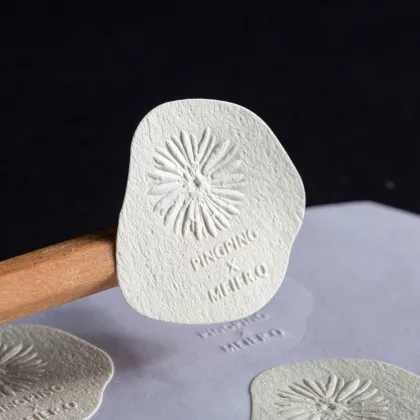 Gold stamping foil stickers by hot stamping machine