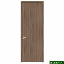 Portas de madeira maciça interior com painéis