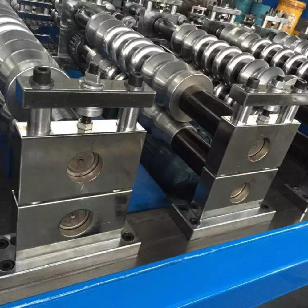 Steel metal corrugated roller machine