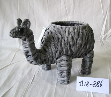 Weaving Water Hyacinth Camel Shape Basket