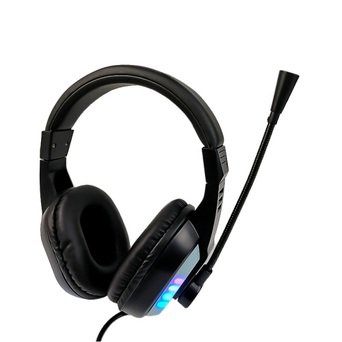 Auriculares para juegos con iluminación RGB