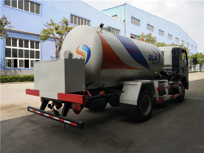 SINOTRUK LPG Filling Tanker Trucks