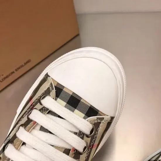 Plaid Pattern High Quality Canvas Fashion Thick Soled Women's Walking Style Shoes
