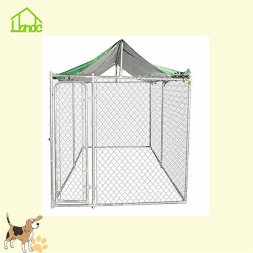 Large outdoor chain link kennel with cover