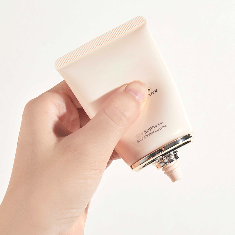 bb cream tube
