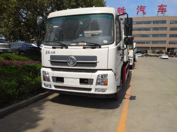 Dongfeng Tow Truck/Wrecker Truck للبيع