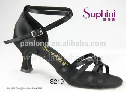 Scarpa da ballo 5 fasce con nodino doppio incrocio in raso flesh tacco 10 cm