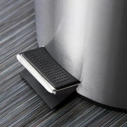 Household Garbage cans uline