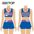 Frauensport -BH und Shorts Set