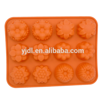 12 Cups Round Shape Silicone Baking Mold
