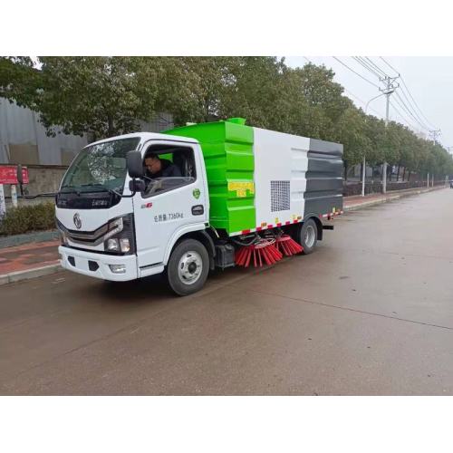 High efficiency Cheaper price 4x2 Road Sweeper truck