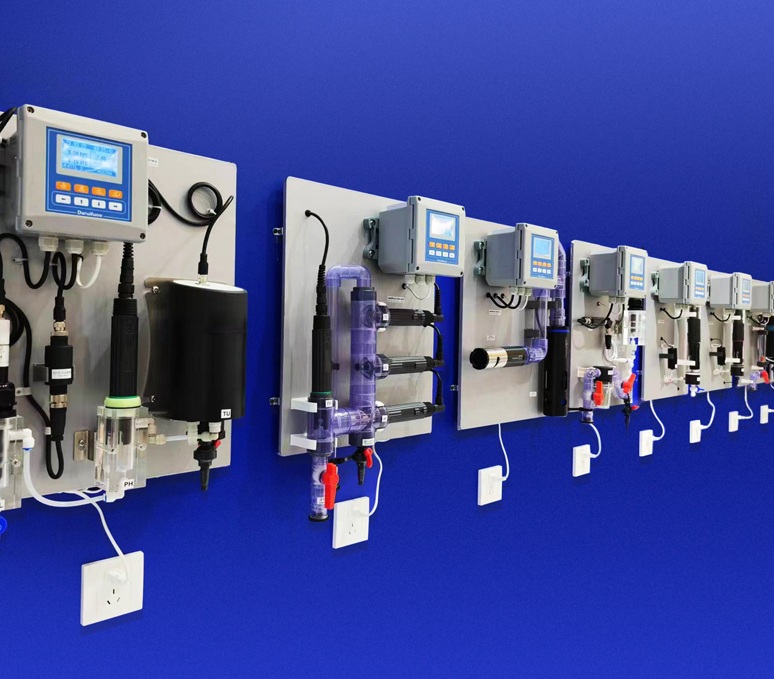 Different parameter controllers