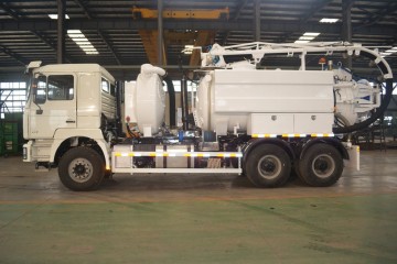 Combined Vacuum Sewer Jetting Trucks
