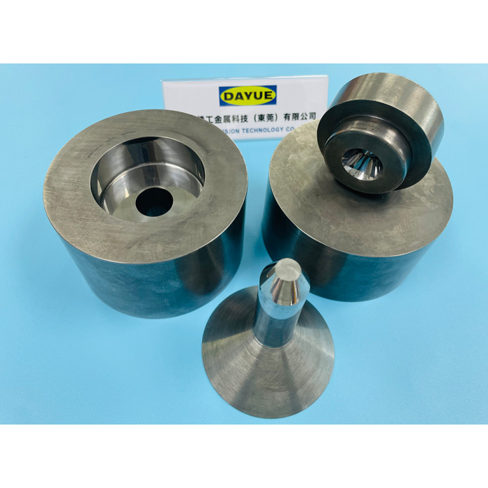 Hartmetall-Werkzeuge und Hartmetall-ProdukteEinspritzdüsen/ Lochstempel