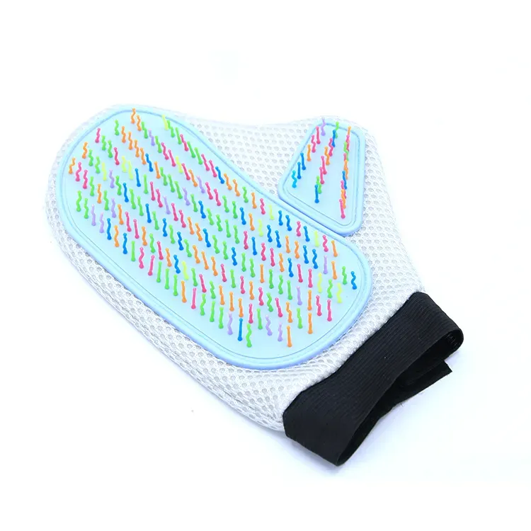 Gentle Deshedding Brush Glove for Cats