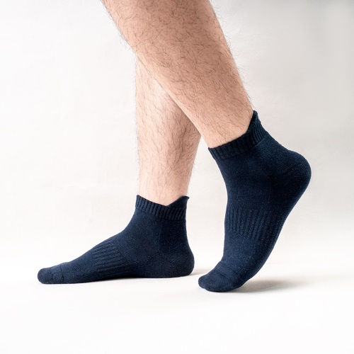 Кароткае спартыўныя шкарпэткі мужчынскіх труб