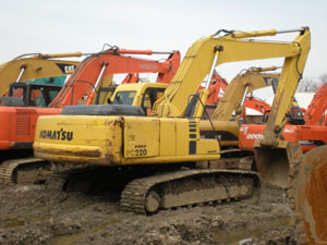 komatsu pc220-6 used excavator--0086-13564850705