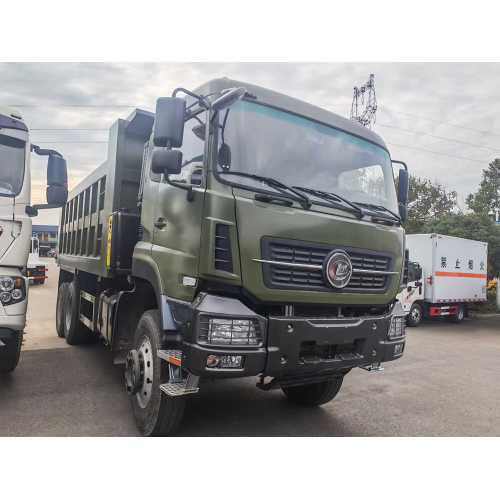 Тяжелый самосвал для строительных площадок