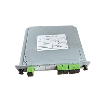 1x4 / 8/16/32 CORE CORE FIBER OPTIC PLC Splitter Cassette avec connecteurs SC / APC pour FTTH
