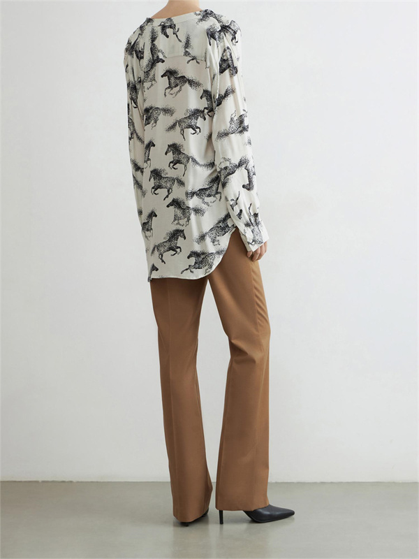 100 Viscose Crepe Horse Print Top