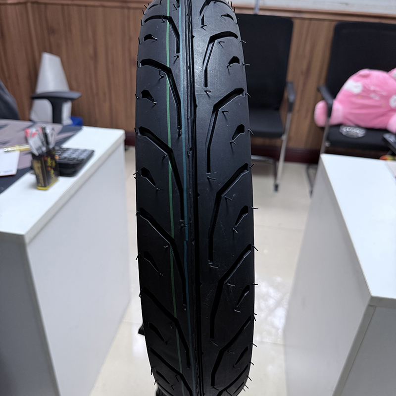 Wear-resistant tire 90-80-14 Ss115