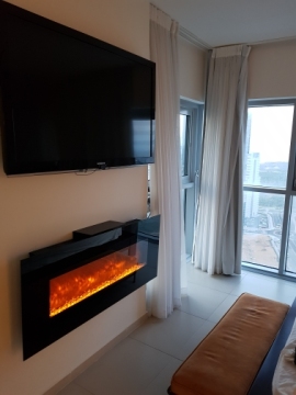 Simulated Flame Traditional Burning Electric Fireplace