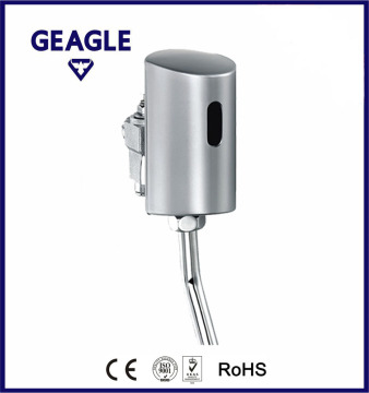 Disclosed Intelligent and Water-saving Automatic Sensor Urinal Flusher ZY-108D
