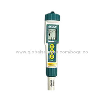 Handheld residual Chlorine Meter with Measurement Data and Temperature Values