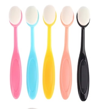 Oval Makeup Brushes Benefits