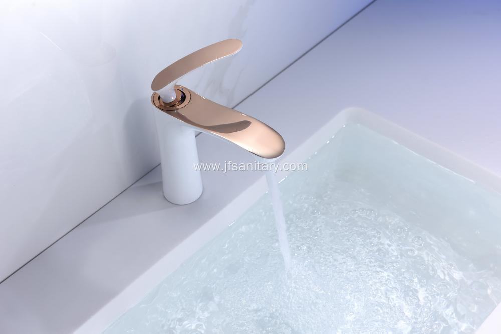 Fashion White Single Hole Basin Faucet