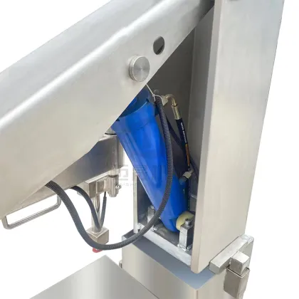 Carcass Mechanical Arm for Slaughterhouse Loading and Unloading