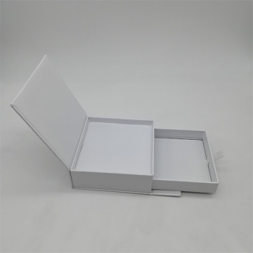 Small Custom Luxury Recycled Paper Gift Box Packaging