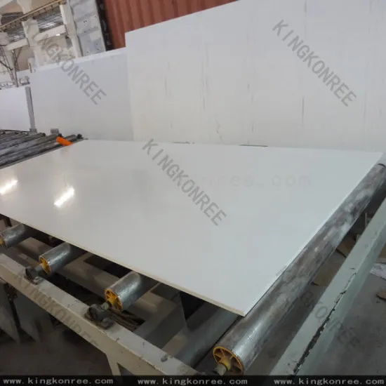 Green Man-made 30mm Thickness Polished Quartz Slabs Stone Slabs White With Mirror