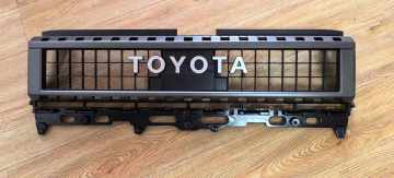 4x4 Zubehör Frontgrill für Toyota Prado LC 250 2024