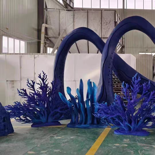 Zarif Düğün Düzeni için Simüle Ağaç Köpük Heykeli