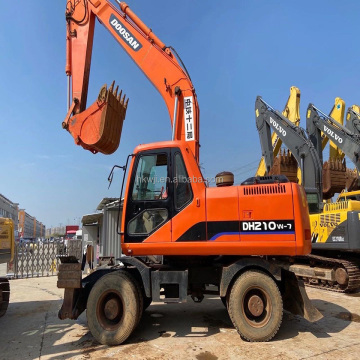 Penggali Beroda Doosan 210W Digunakan - Kekuatan Kukuh, Harga Rendah