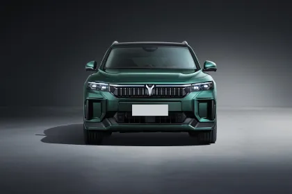 Voyah Electric SUV: High Endurance and Free Charging