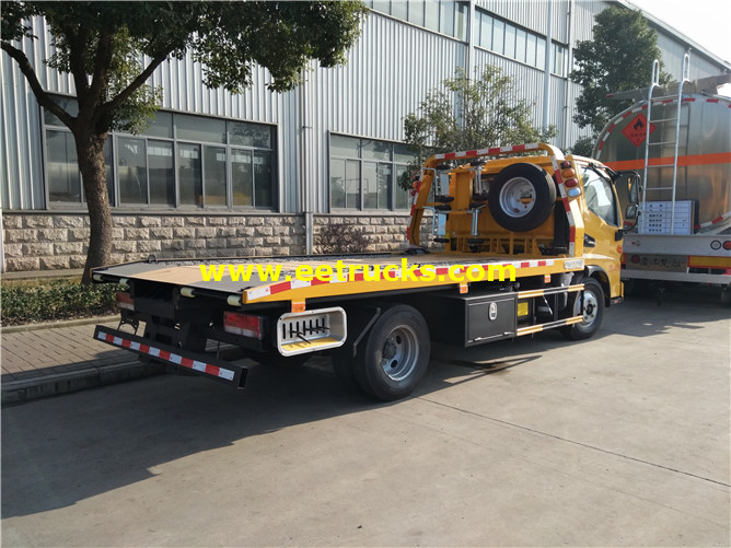 Flatbed Car Towing Vehicle