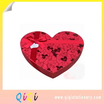 27 grid pink lovely heart-shaped chocolate boxes with ribbon tie