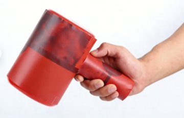 Throwing-type fire extinguishing device