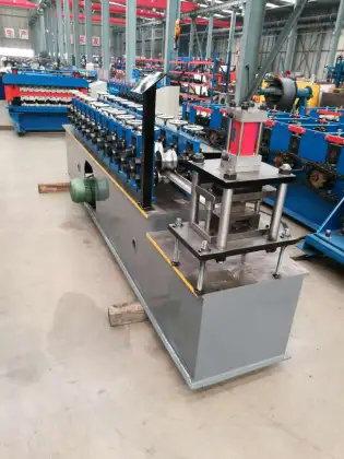 new design roller shutter door forming machine
