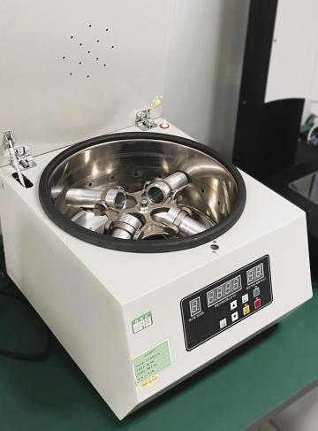 Centrifuge Separator for Blood Extraction