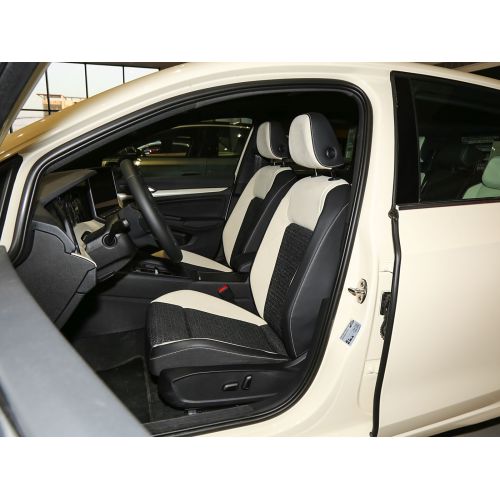 2025 Volkswagen Golf 300TSI Pro