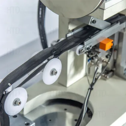 Open-end Nylon Zipper Aluminum Top Stop Welding Machine